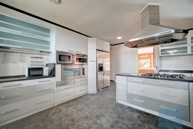 Moradia T5 para Venda em Quinta do Conde Foto 10