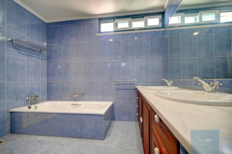 Moradia T5 para Venda em Quinta do Conde Foto 31