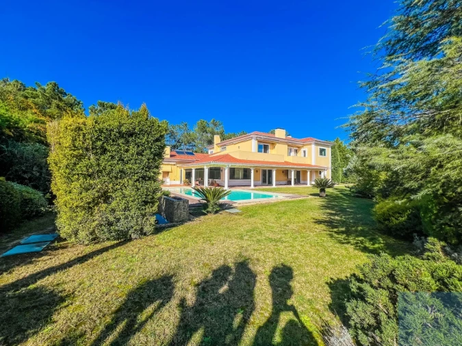 Moradia T5 para Venda em Quinta do Conde Foto 3