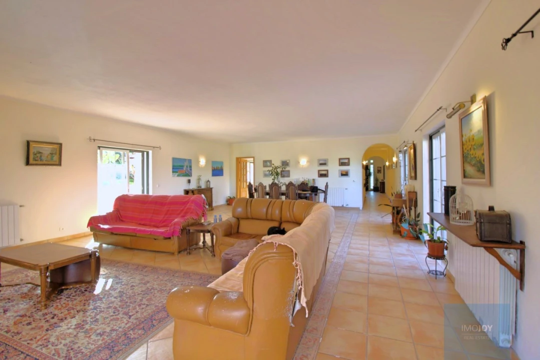 Moradia T5 para Venda em Estômbar e Parchal Foto 18