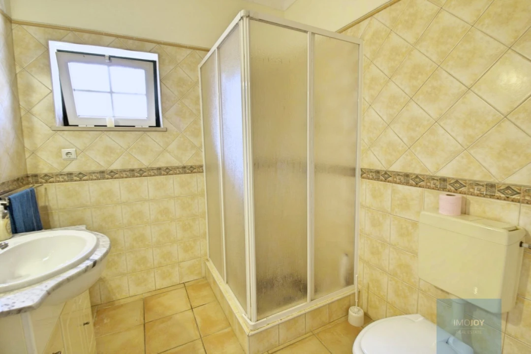 Moradia T5 para Venda em Estômbar e Parchal Foto 42