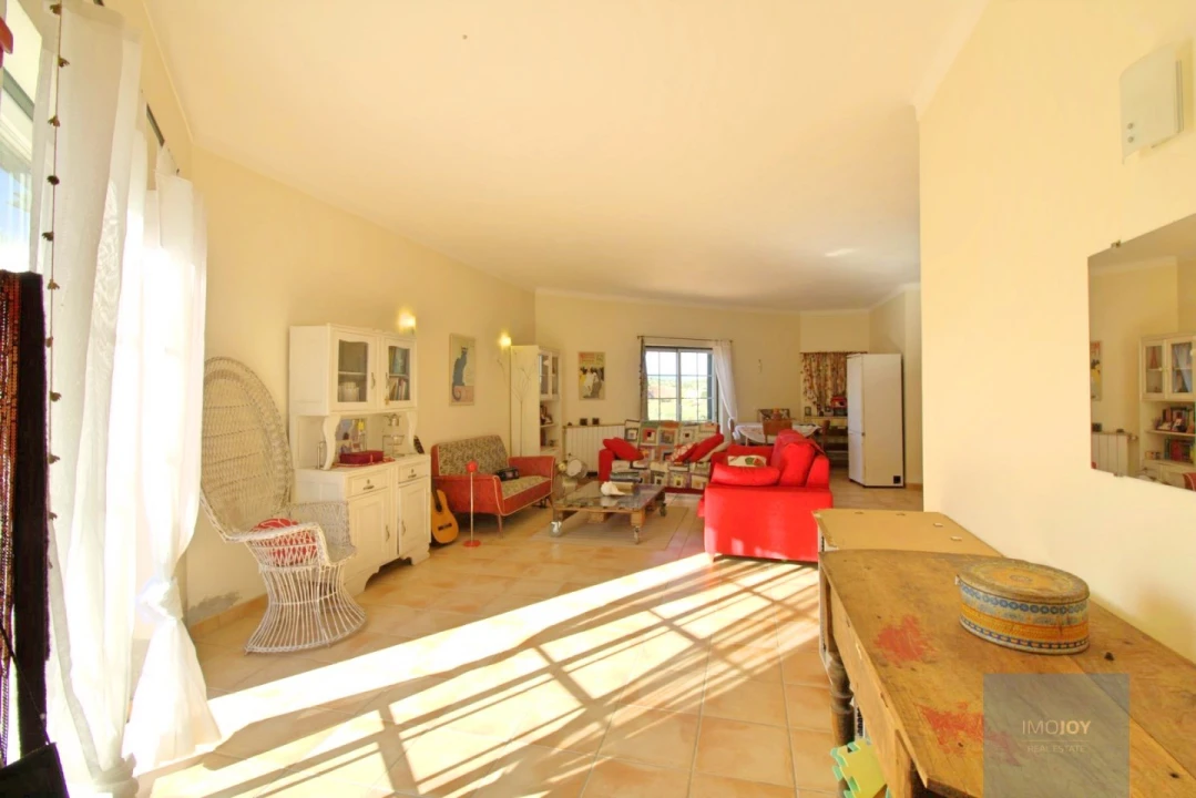 Moradia T5 para Venda em Estômbar e Parchal Foto 47