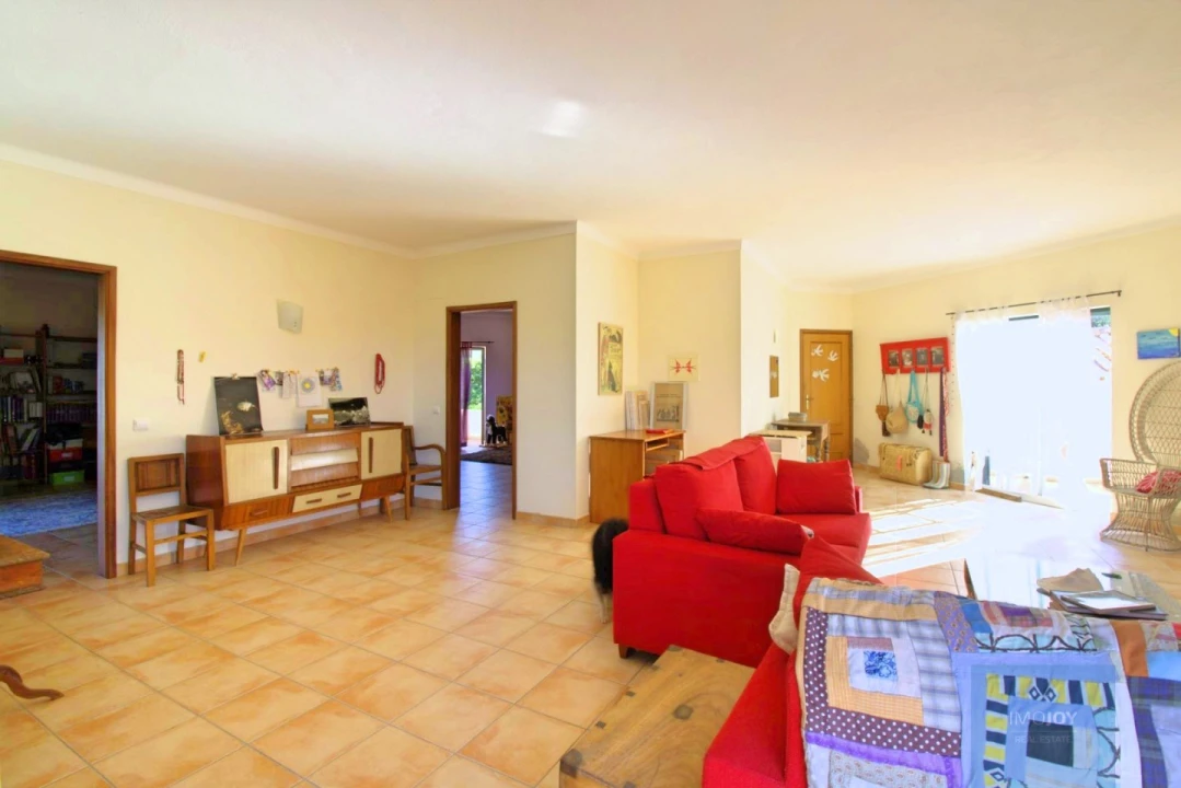 Moradia T5 para Venda em Estômbar e Parchal Foto 53