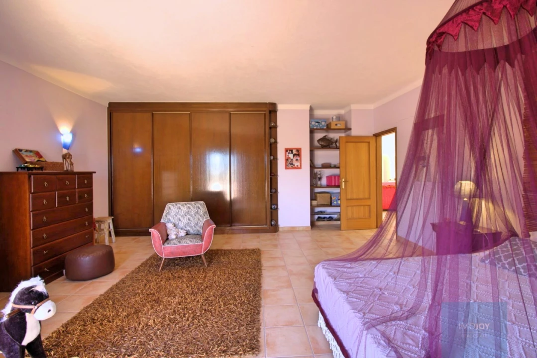 Moradia T5 para Venda em Estômbar e Parchal Foto 57