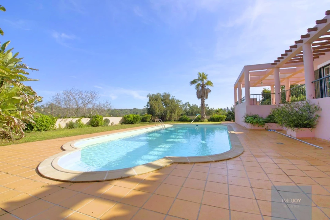 Moradia T5 para Venda em Estômbar e Parchal Foto 85