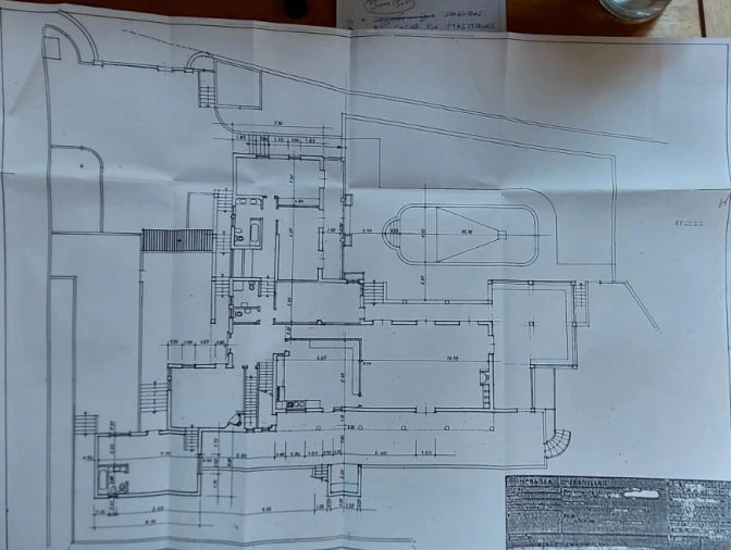Moradia T5 para Venda em Estômbar e Parchal Planta 1