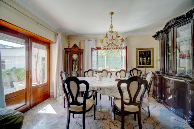 Moradia T4 para Venda em Alcabideche Foto 5