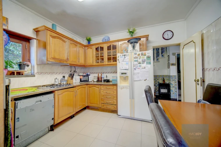 Moradia T4 para Venda em Alcabideche Foto 6