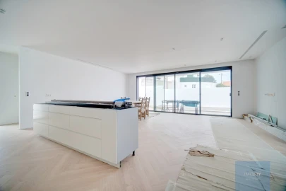 Moradia T4 para Venda em Alcabideche