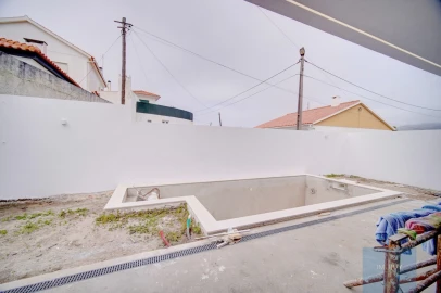 Moradia T4 para Venda em Alcabideche