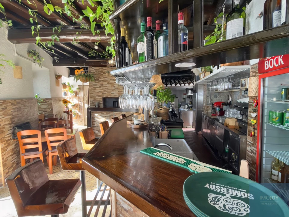 Loja para Arrendamento em Portimão Foto 14