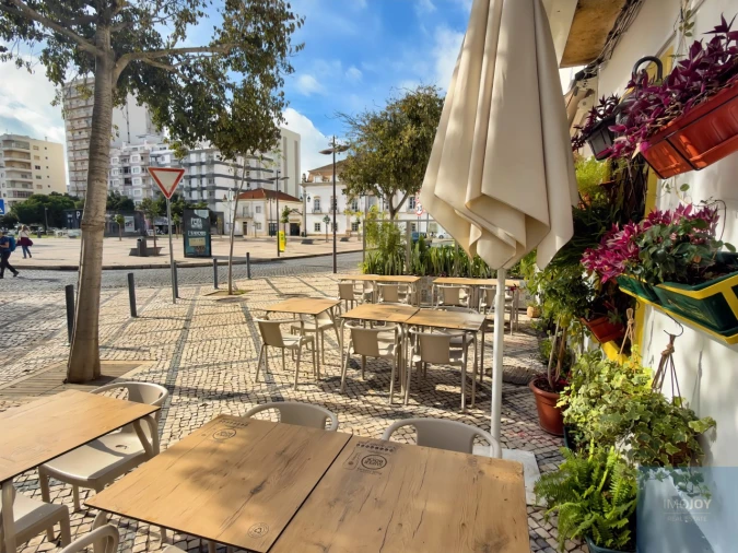 Loja para Arrendamento em Portimão Foto 5