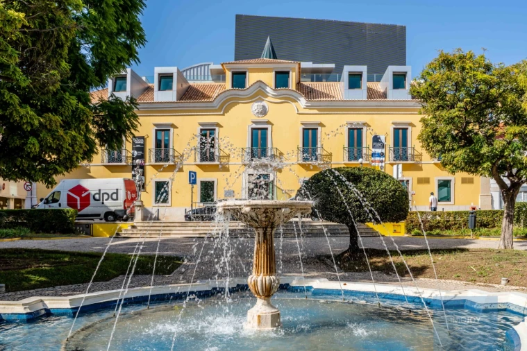 Loja para Arrendamento em Portimão Foto 21