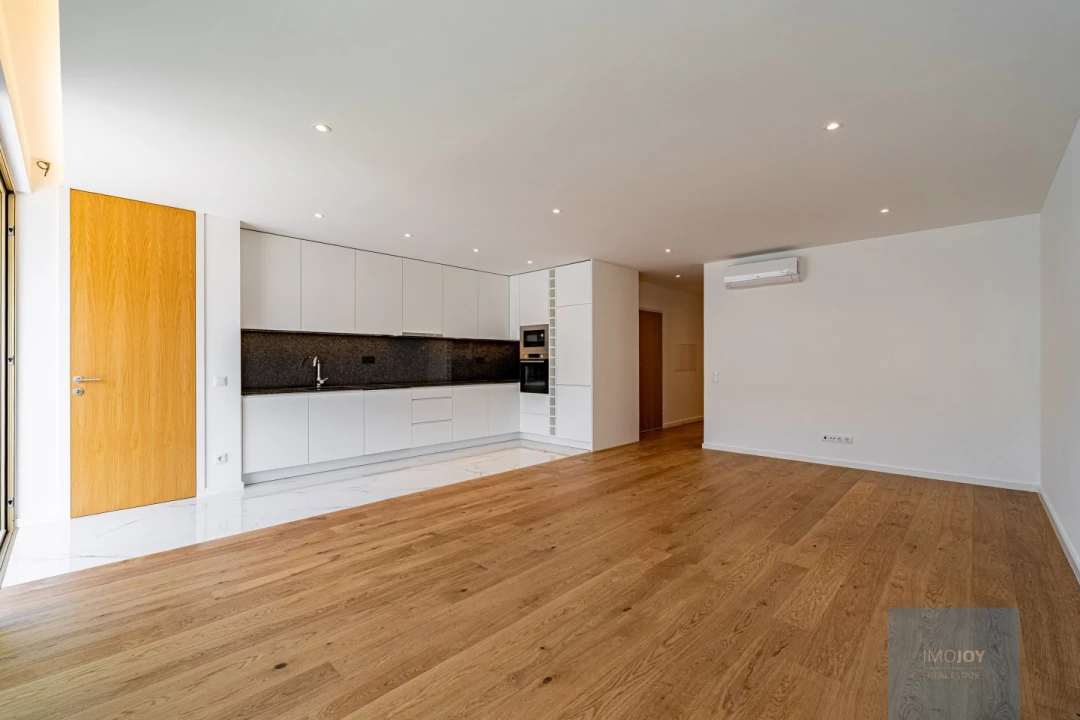 Apartamento T2 para Venda em Canidelo Foto 3