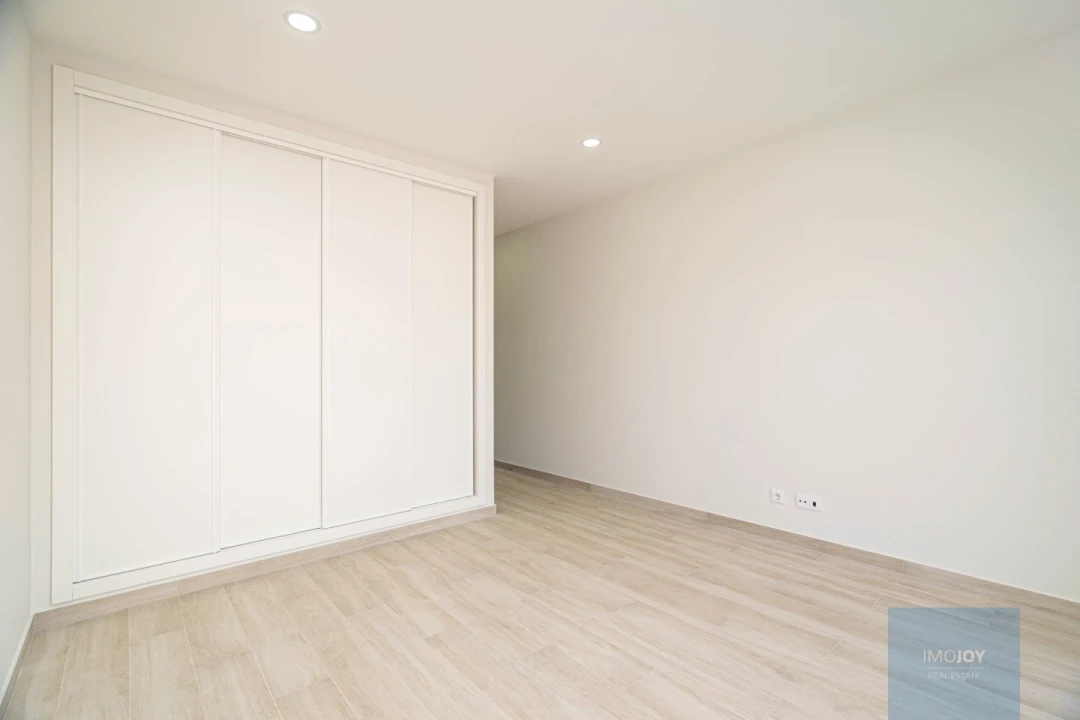 Moradia T3 para Venda em Mexilhoeira Grande Foto 17