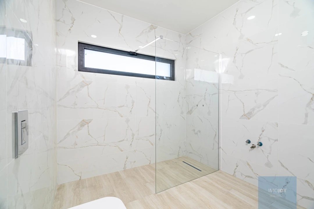 Moradia T3 para Venda em Mexilhoeira Grande Foto 22