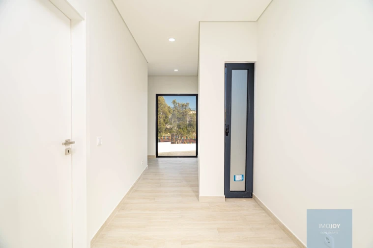 Moradia T3 para Venda em Mexilhoeira Grande Foto 24