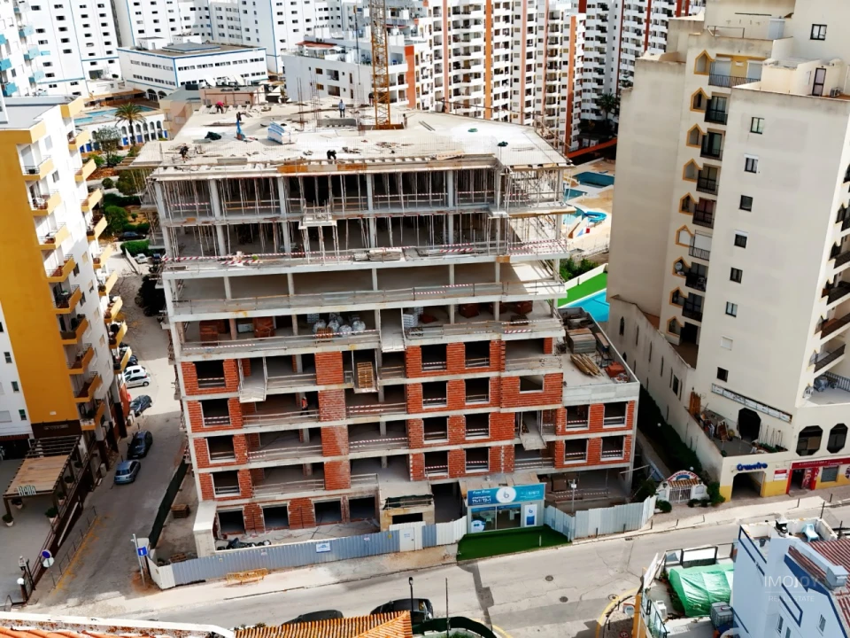Apartamento T2 para Venda em Portimão Foto 2
