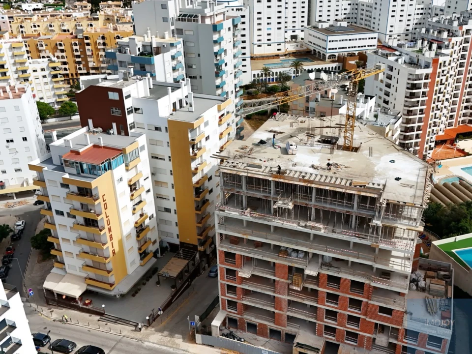 Apartamento T2 para Venda em Portimão Foto 24