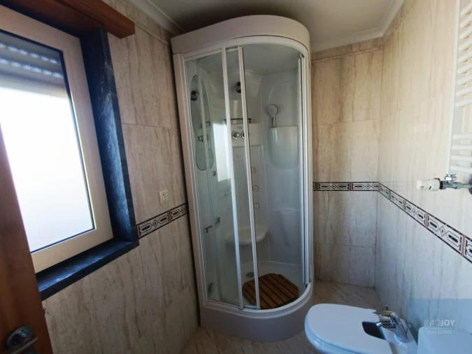 Apartamento T3 para Arrendamento em Carnaxide e Queijas Foto 30