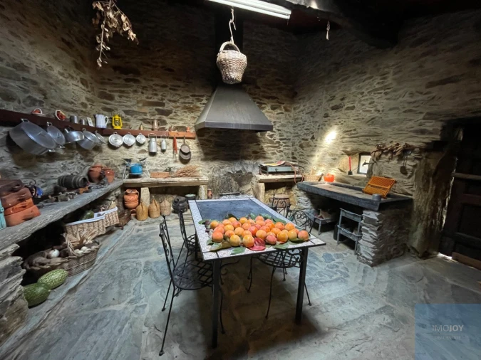 Quinta T4 para Venda em Vila Nova de Foz Côa Foto 15