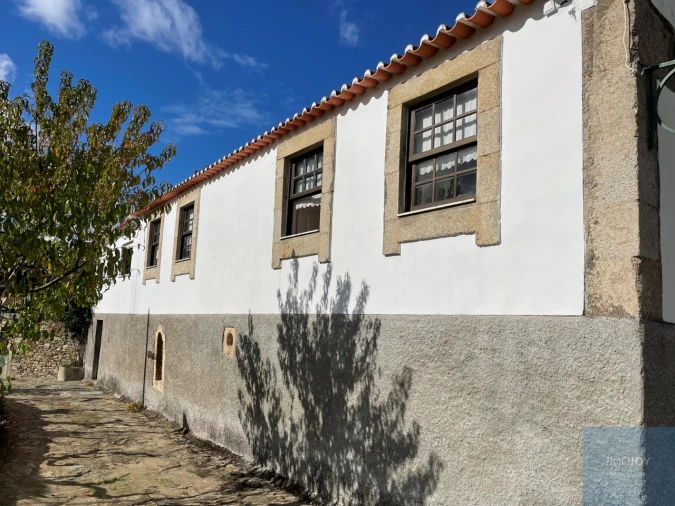 Quinta T4 para Venda em Vila Nova de Foz Côa Foto 33