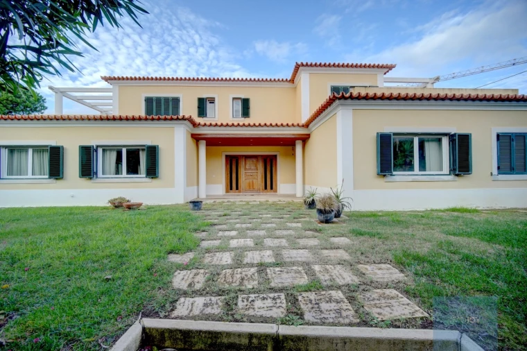 Moradia T6 para Arrendamento em Cascais e Estoril Foto 3