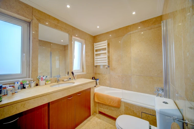 Moradia T6 para Arrendamento em Cascais e Estoril Foto 26