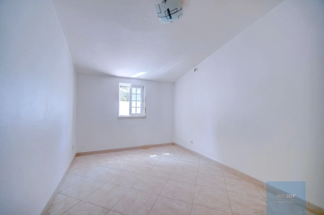 Moradia T5 para Venda em Santa Maria e São Miguel, São Martinho, São Pedro Penaferrim Foto 18