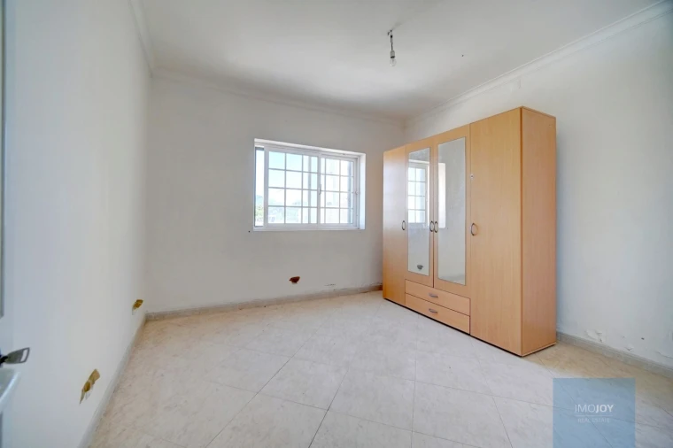 Moradia T5 para Venda em Santa Maria e São Miguel, São Martinho, São Pedro Penaferrim Foto 15