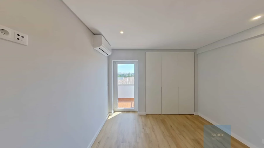 Apartamento T3 para Venda em Cascais e Estoril Foto 32