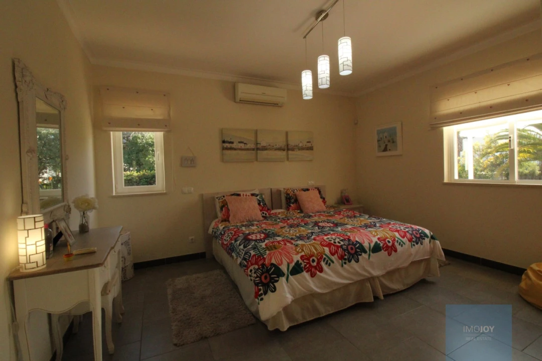 Moradia T4 para Venda em Ferragudo Foto 32