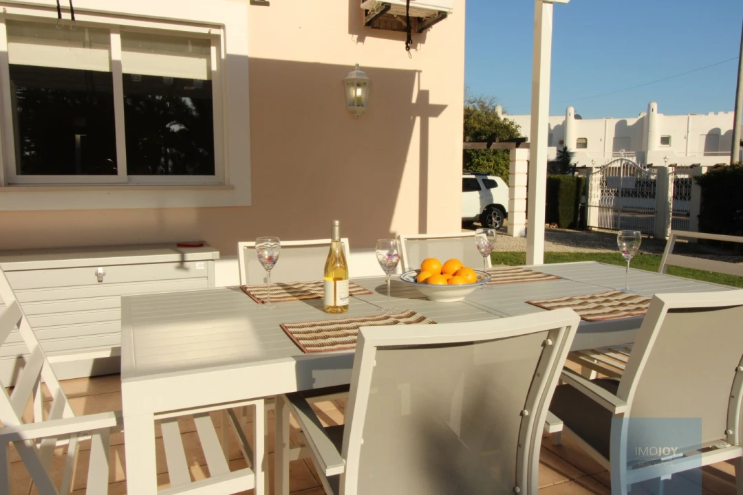 Moradia T4 para Venda em Ferragudo Foto 18