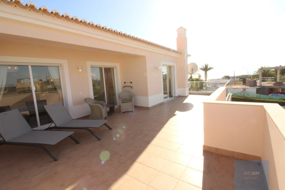 Moradia T4 para Venda em Ferragudo Foto 40