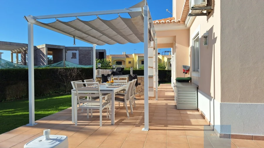 Moradia T4 para Venda em Ferragudo Foto 19