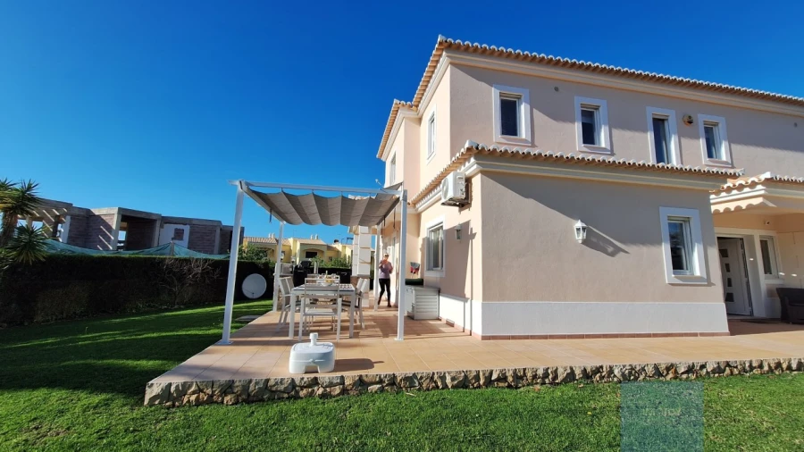 Moradia T4 para Venda em Ferragudo Foto 52