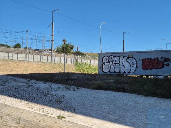 Terreno para Venda em Falagueira-Venda Nova Foto 8