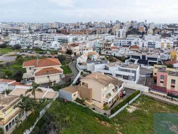 Moradia T4 para Venda em Portimão