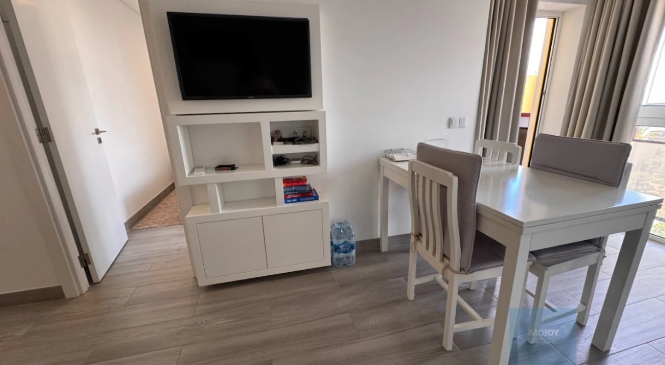 Apartamento T2 para Venda em Portimão Foto 3