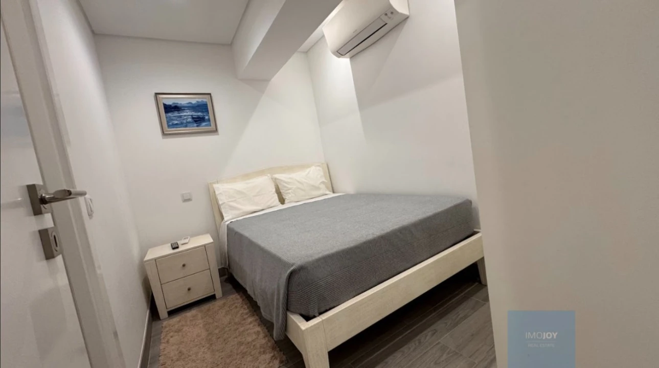 Apartamento T2 para Venda em Portimão Foto 5