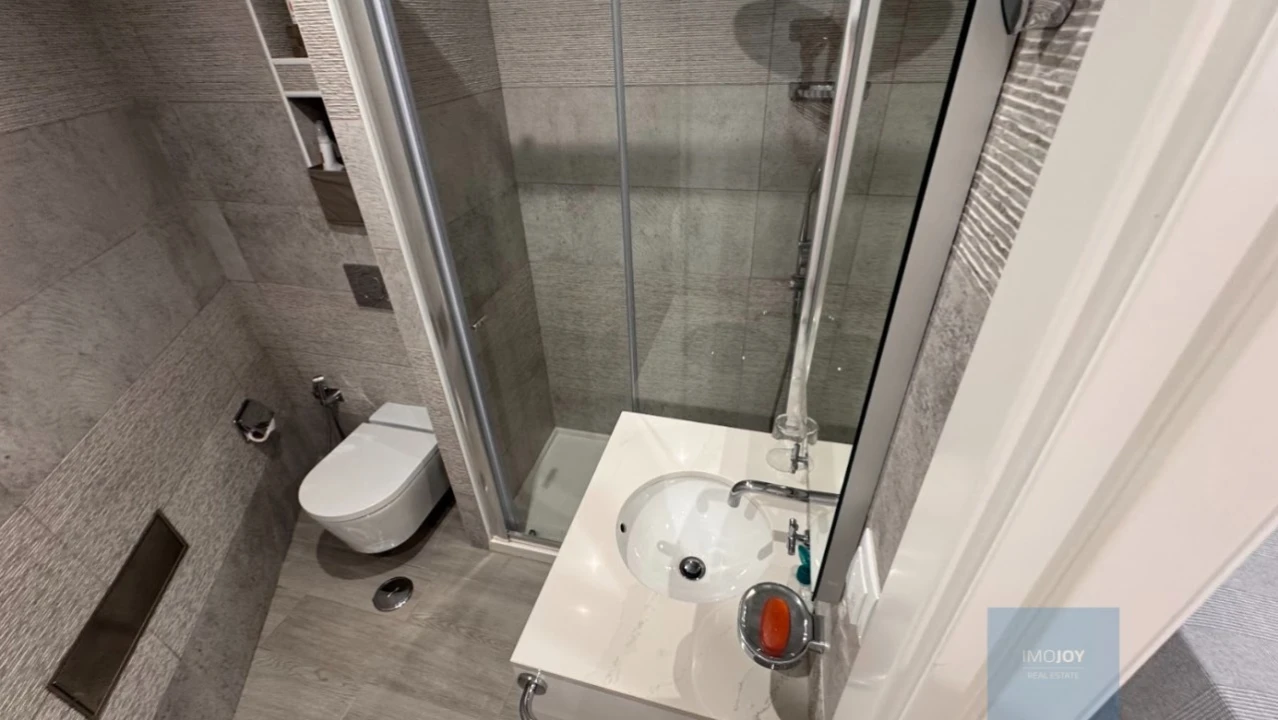 Apartamento T2 para Venda em Portimão Foto 6
