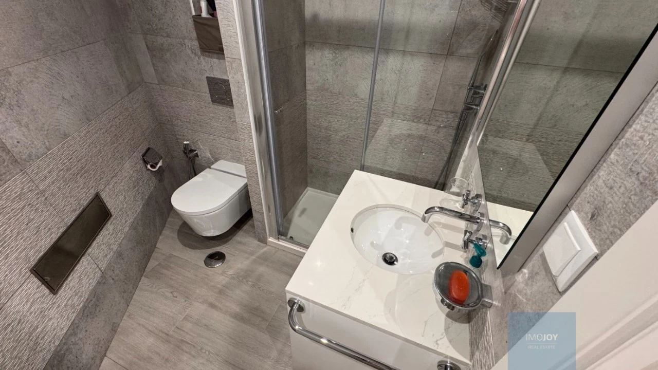 Apartamento T2 para Venda em Portimão Foto 7