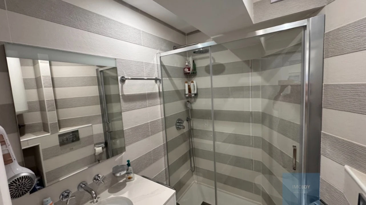 Apartamento T2 para Venda em Portimão Foto 12