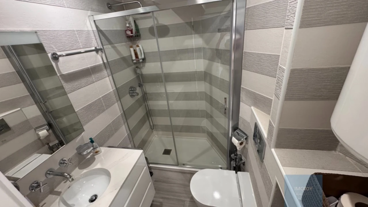 Apartamento T2 para Venda em Portimão Foto 13