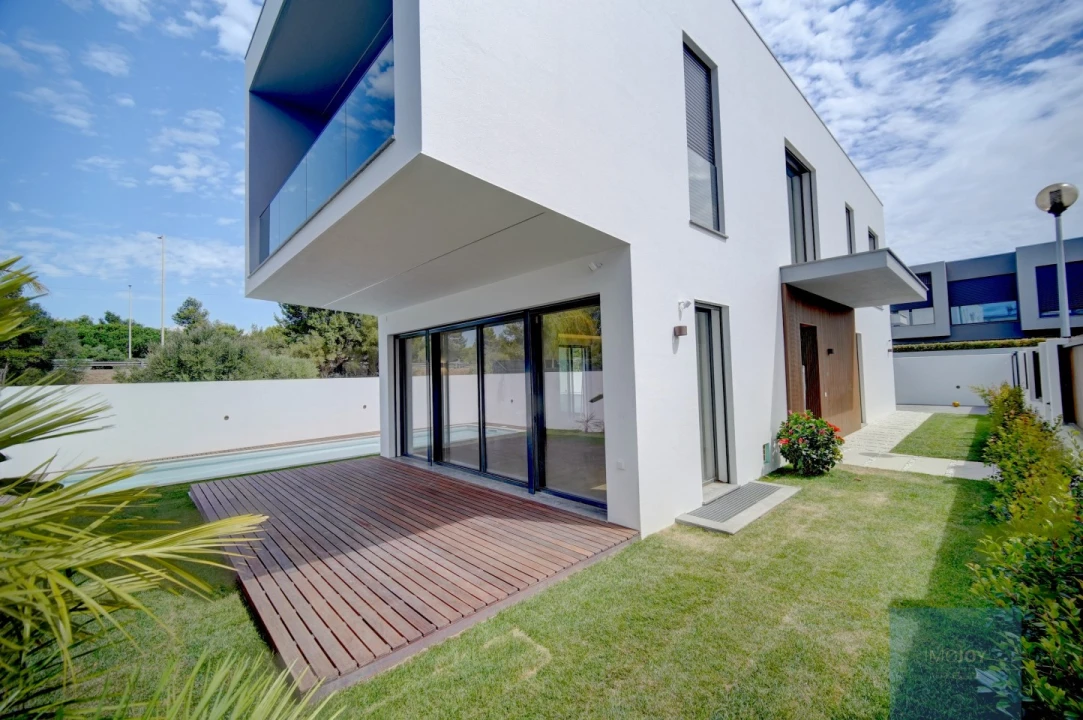 Moradia T4 para Venda em Cascais e Estoril Foto 2