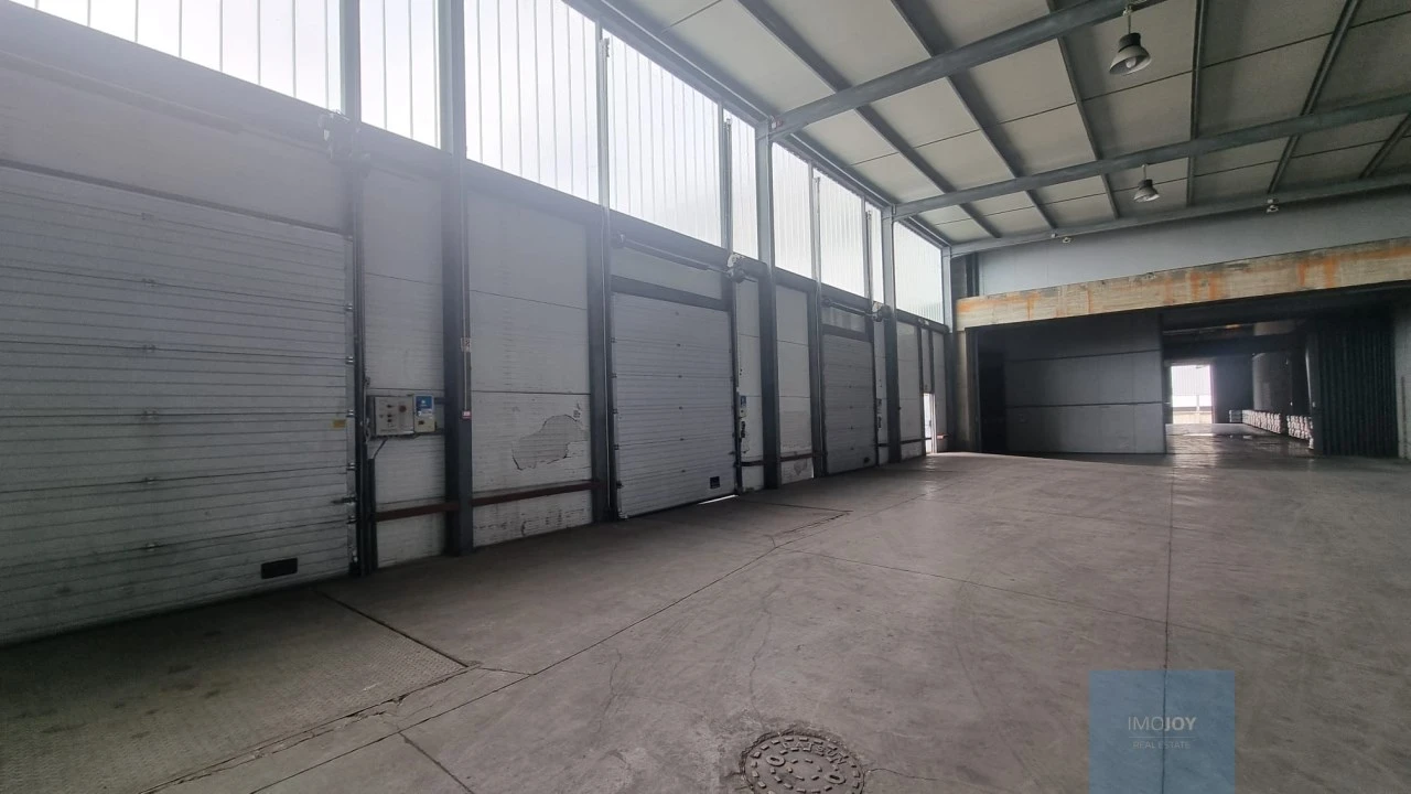 Armazém para Arrendamento em Sado Foto 6