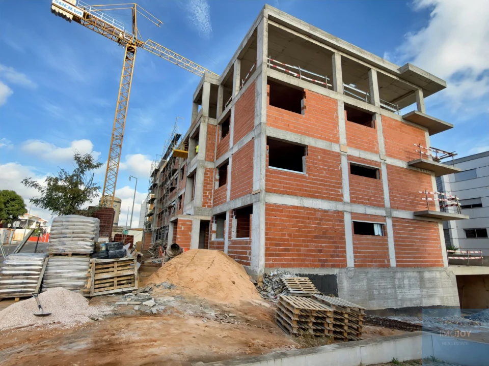 Apartamento T2 para Venda em Portimão Foto 13