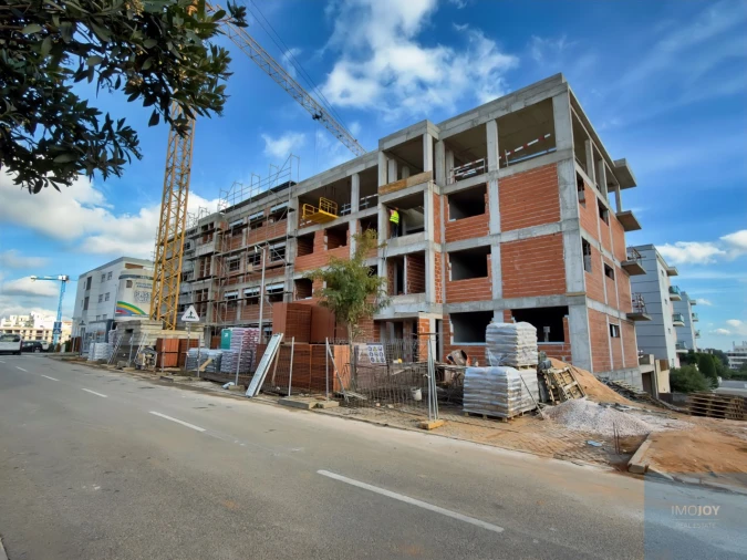 Apartamento T2 para Venda em Portimão Foto 14