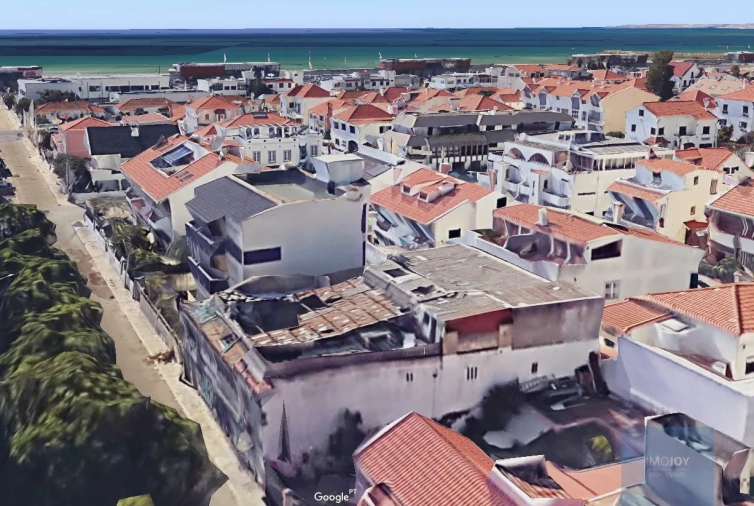 Moradia T8 para Venda em Costa da Caparica Foto 27