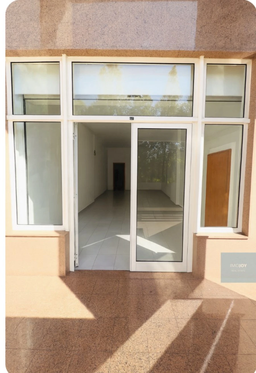 Loja para Arrendamento em Queluz e Belas Foto 6